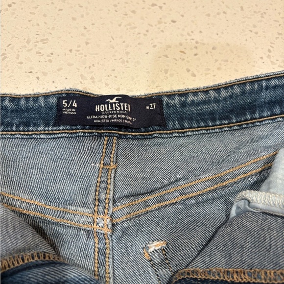 Hollister Denim Blue Distressed Women's Shorts - Picture 2 of 3